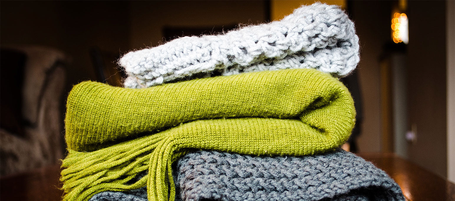 Throws and Blankets What is the Difference