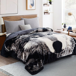 OPEN BOX - Reversible 8 LB Oversized Heavy Woven Fluffy Warm Flannel Fleece Throw Blanket, Wolf Safari Pattern