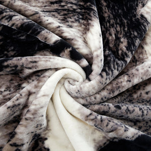 OPEN BOX - Reversible 8 LB Oversized Heavy Woven Fluffy Warm Flannel Fleece Throw Blanket, Wolf Safari Pattern