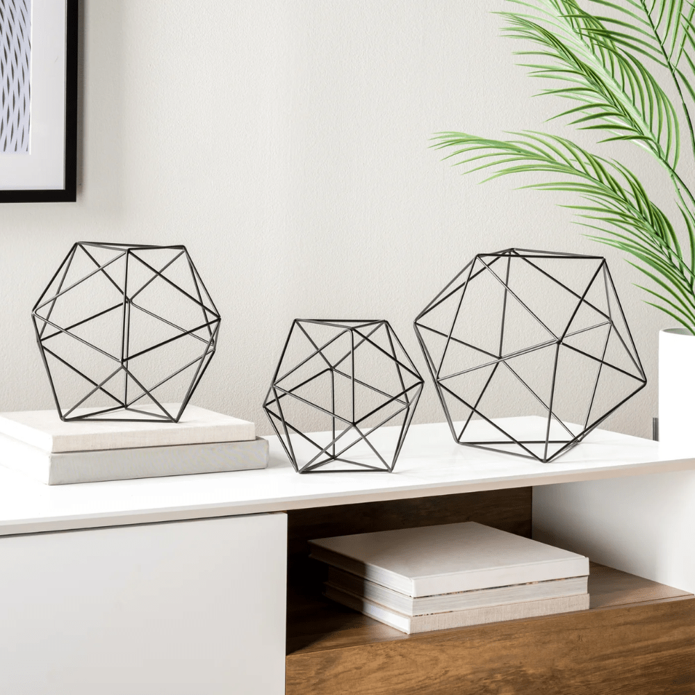 Polygon Iron Frame Día Décor Ball