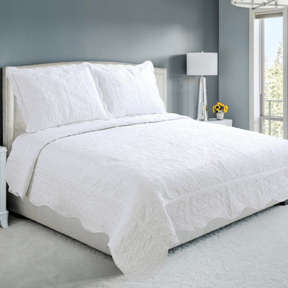 Embroidered Stitching Coverlet Bedspread Ultra Soft Solid 3 Piece Summer Quilt Set with 2 Quilted Shams, White Floral Paisley